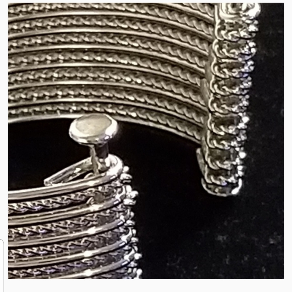 Open cuff multi stacked look - Picture 2 of 5